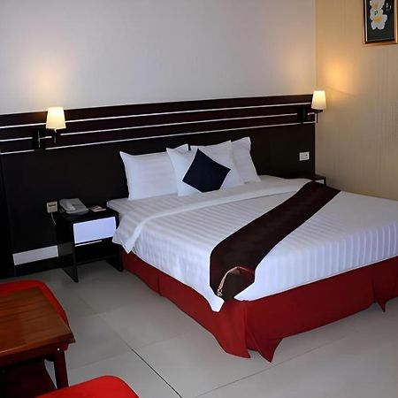 Grand Antares Hotel Медан Экстерьер фото
