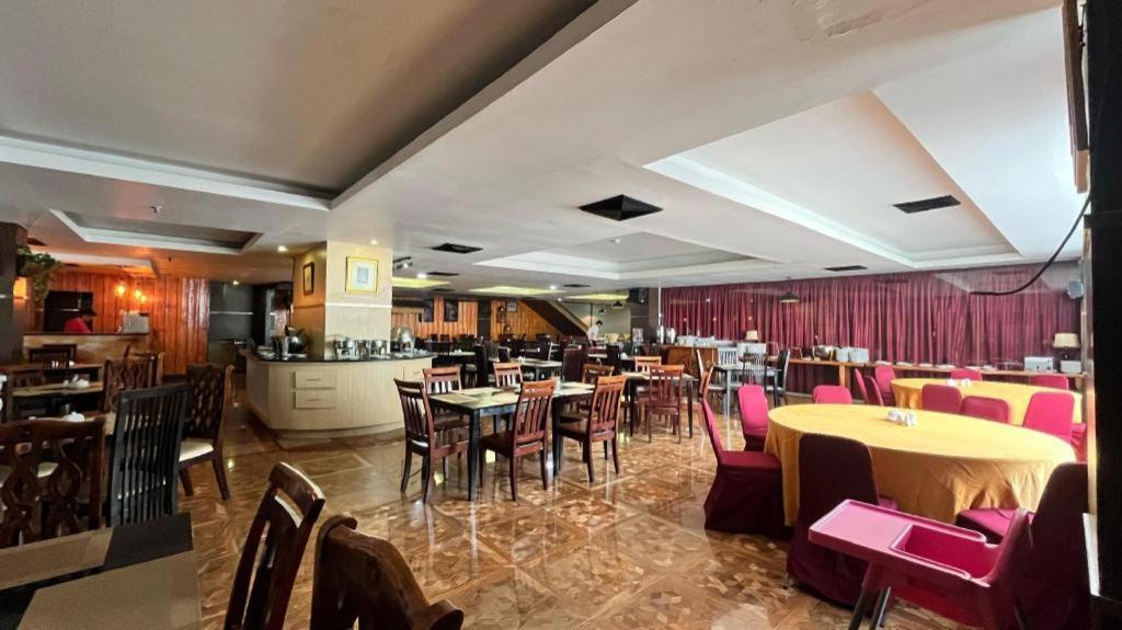Grand Antares Hotel Медан Экстерьер фото